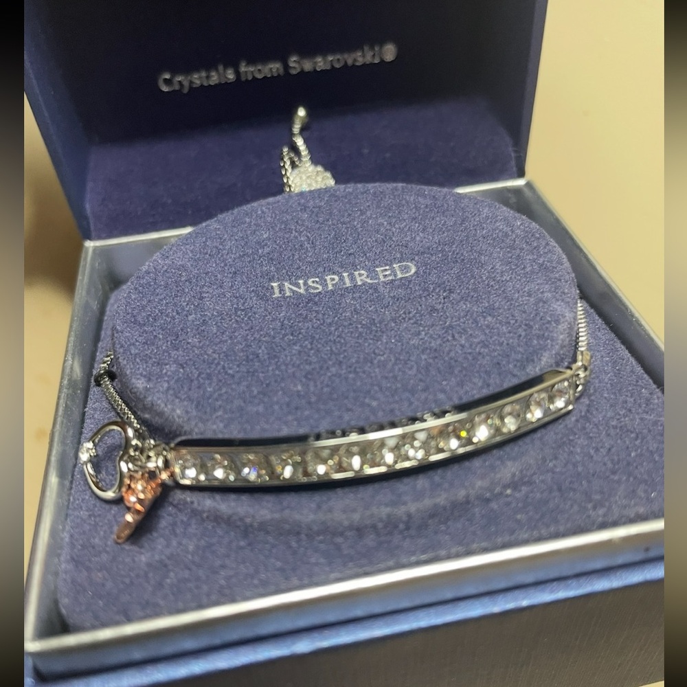 Swarovski Bracelet with Dragonfly Charms - Picture 3 of 8